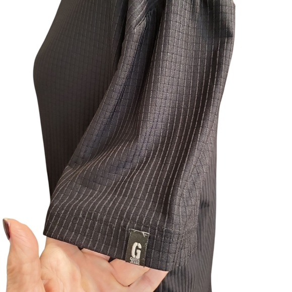 Guess Black Ribbed  V Neck Top Short Sleeve XL - Picture 7 of 14